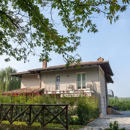 Bed & Breakfast Il Riccio E La Castagna - Montaldo Roero